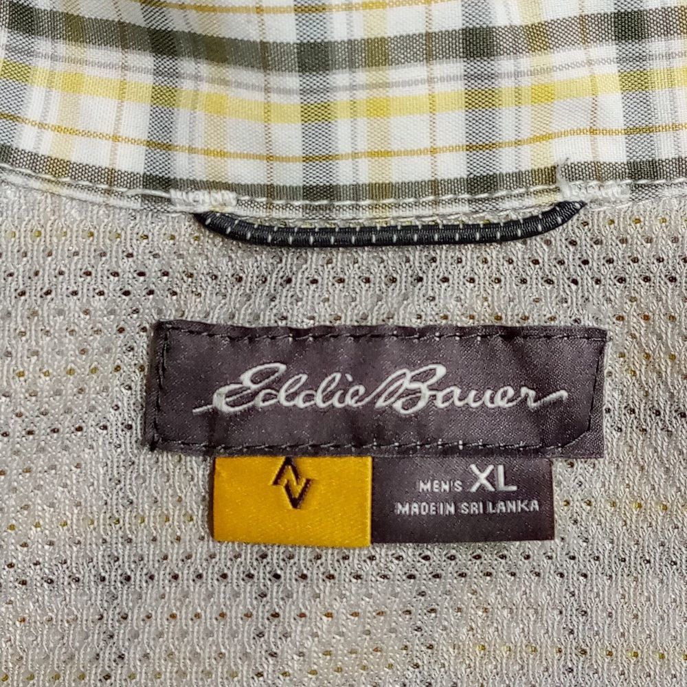 Eddie Bauer Vented Shirt Mens Sz XL Poly/Nylon Plaid Short Sleeve Button‎ Down - Picture 4 of 11